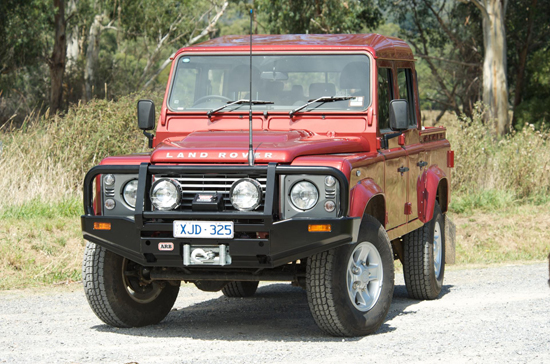  Pevnostný nárazník ARB Defender Deluxe Bull Bars